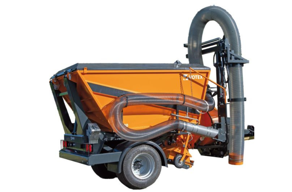 Laub Beseitigung mit Kersten bei Rosenow's Service