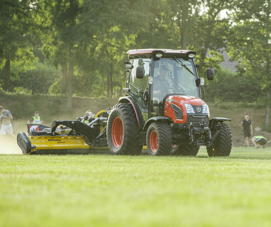 Kioti bei Rosenow's Service