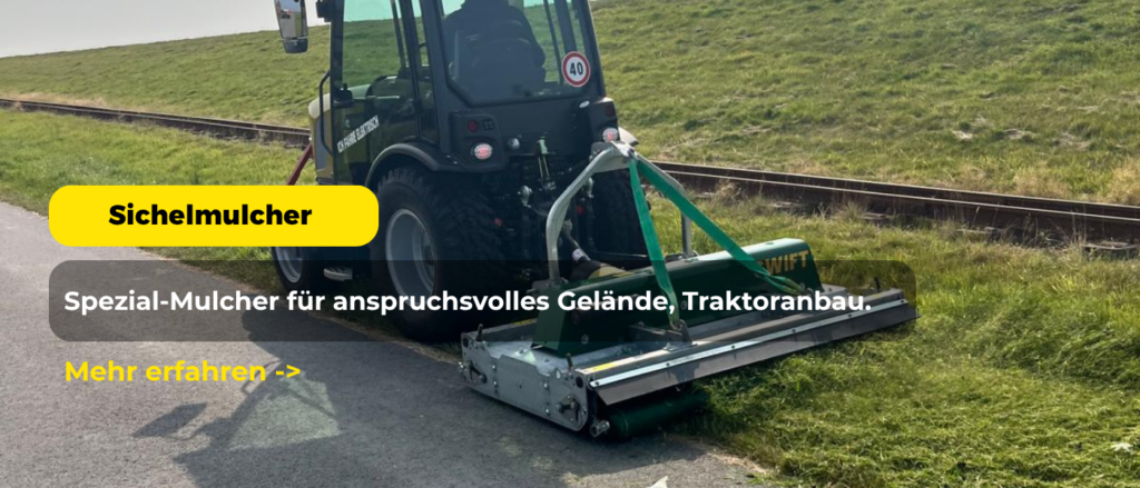 Major Sichelmulcher mäht Böschung neben Bahngleis