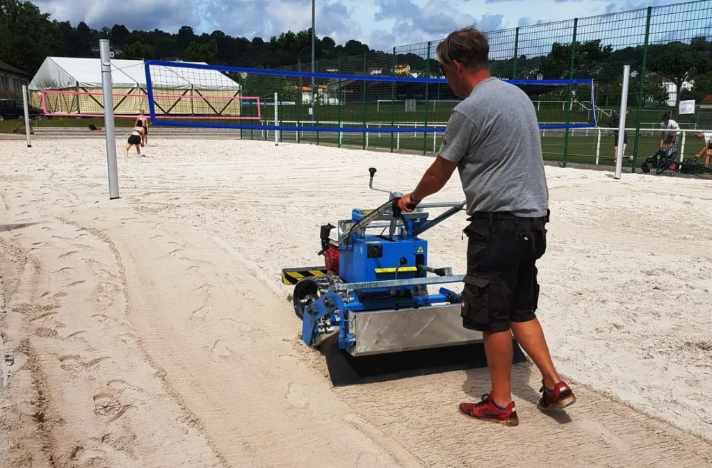 Sandreiniger im Einsatz